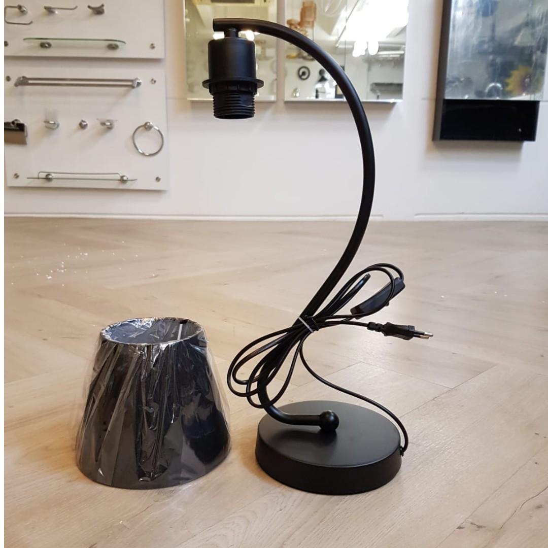 Table Light (Category: Lighting) located in Singapore. Submitted by led0115 (Listing ID 264608873, Image 1). Description: * Ready Stock * TABLE LIGHT 1 Tones White # T1048 (black)# Contact Details : our showroom address : 39 woodland close 01-15 mega @ woodland (s) 737856 Working Hours: Mon – Fri 9AM To 6PM Sat 9AM To 3PM Tel : (65) 6483 0866 / 6483 0025 (65) 8372 9272 Whatsapp .