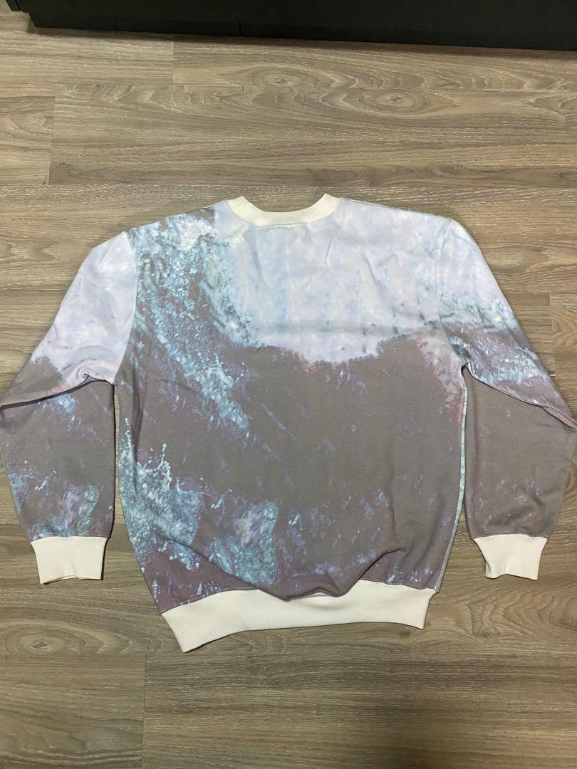 Tee and deals cake sweatshirt