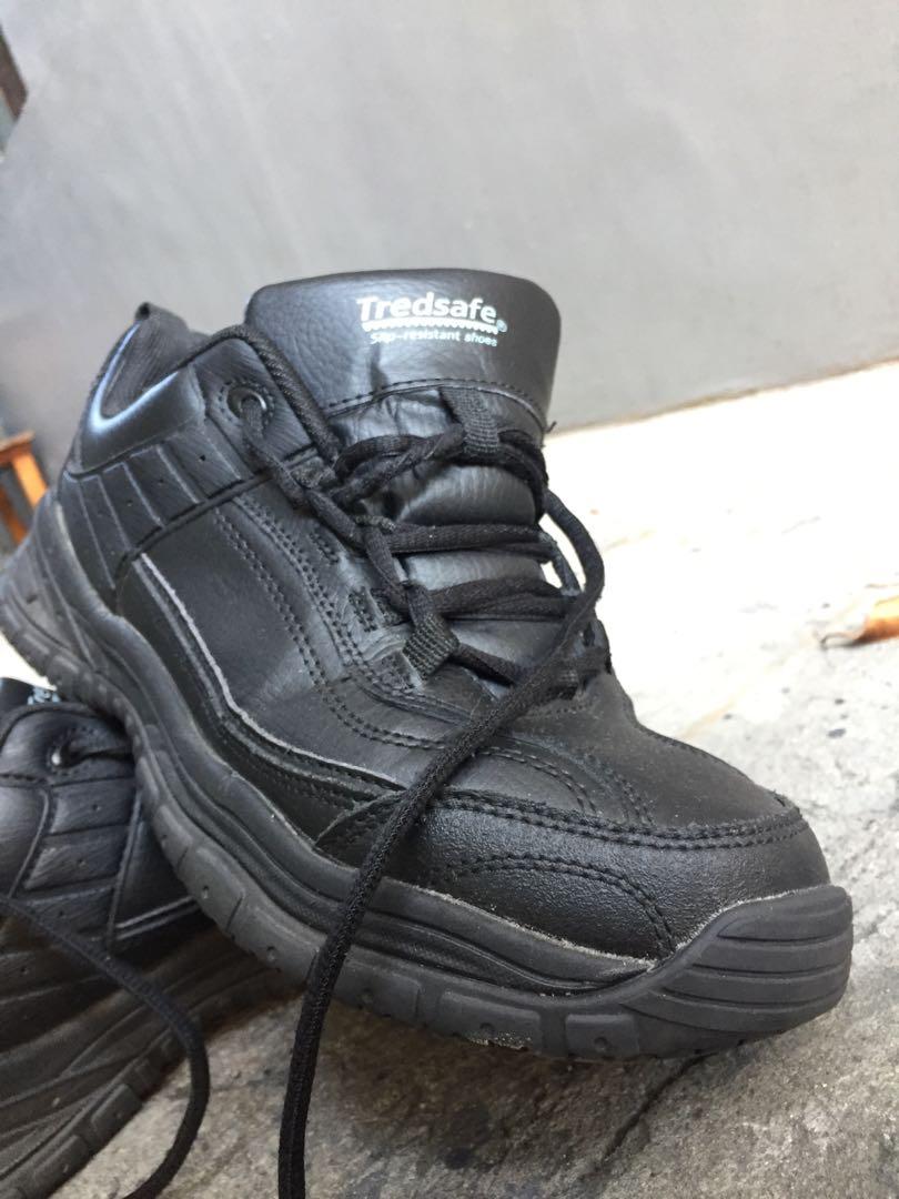 Tredsafe Slip-Resistant shoes, Men's Fashion, Footwear, Sneakers on  Carousell