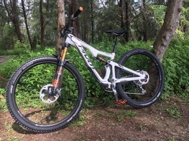 Pivot mach 429 for sale cheap