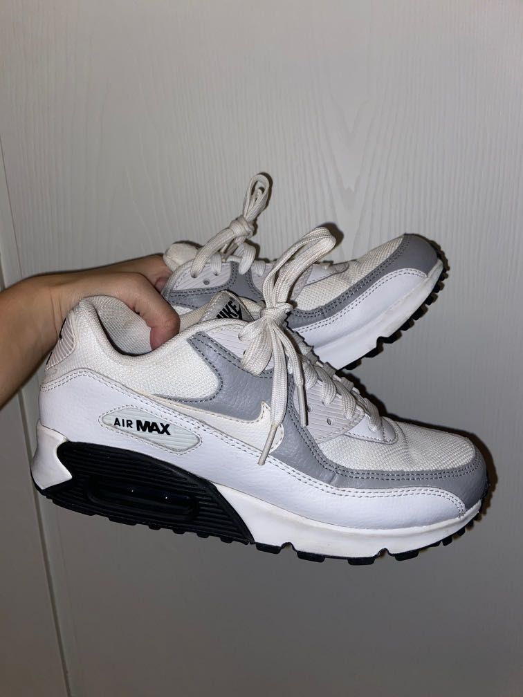 womens white nike airmax