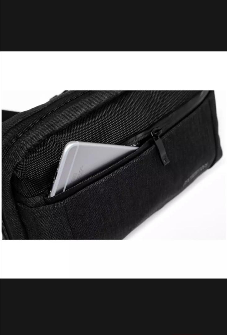American Tourister Milton 2 Sling bag 3L Men s Fashion Bags Sling Bags on Carousell