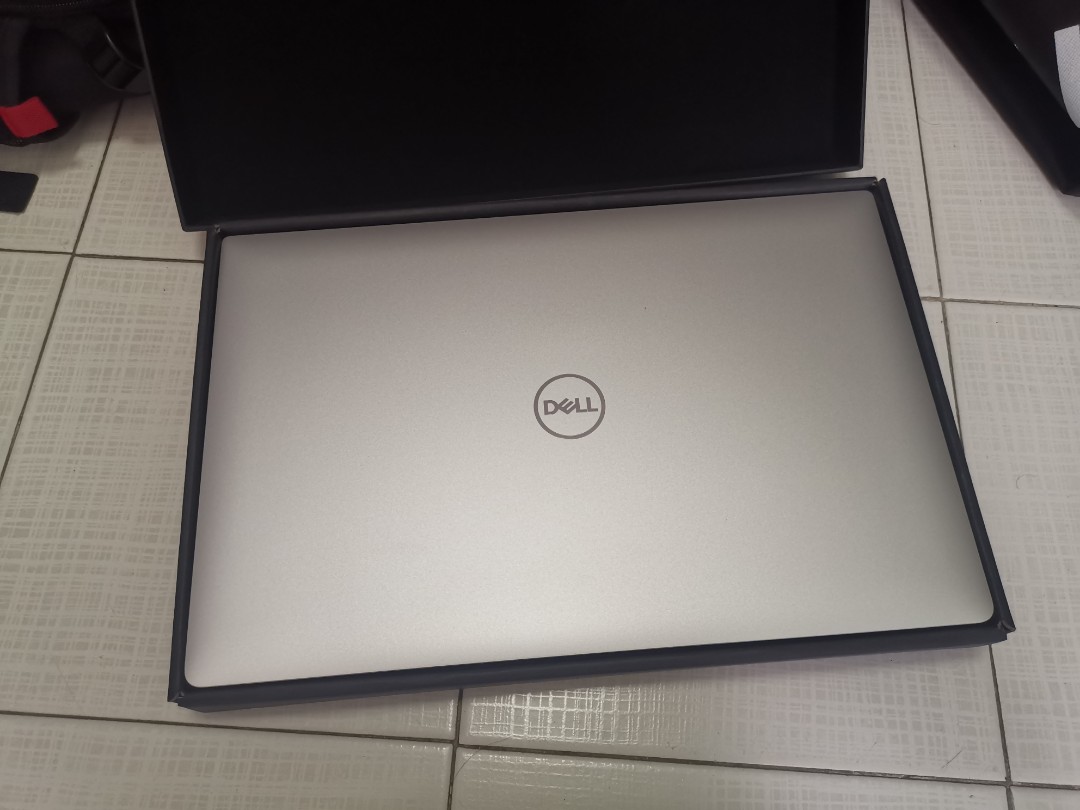 Dell Xps 15 7950 Computers And Tech Laptops And Notebooks On Carousell 6382