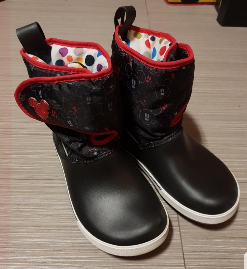 mickey mouse winter boots