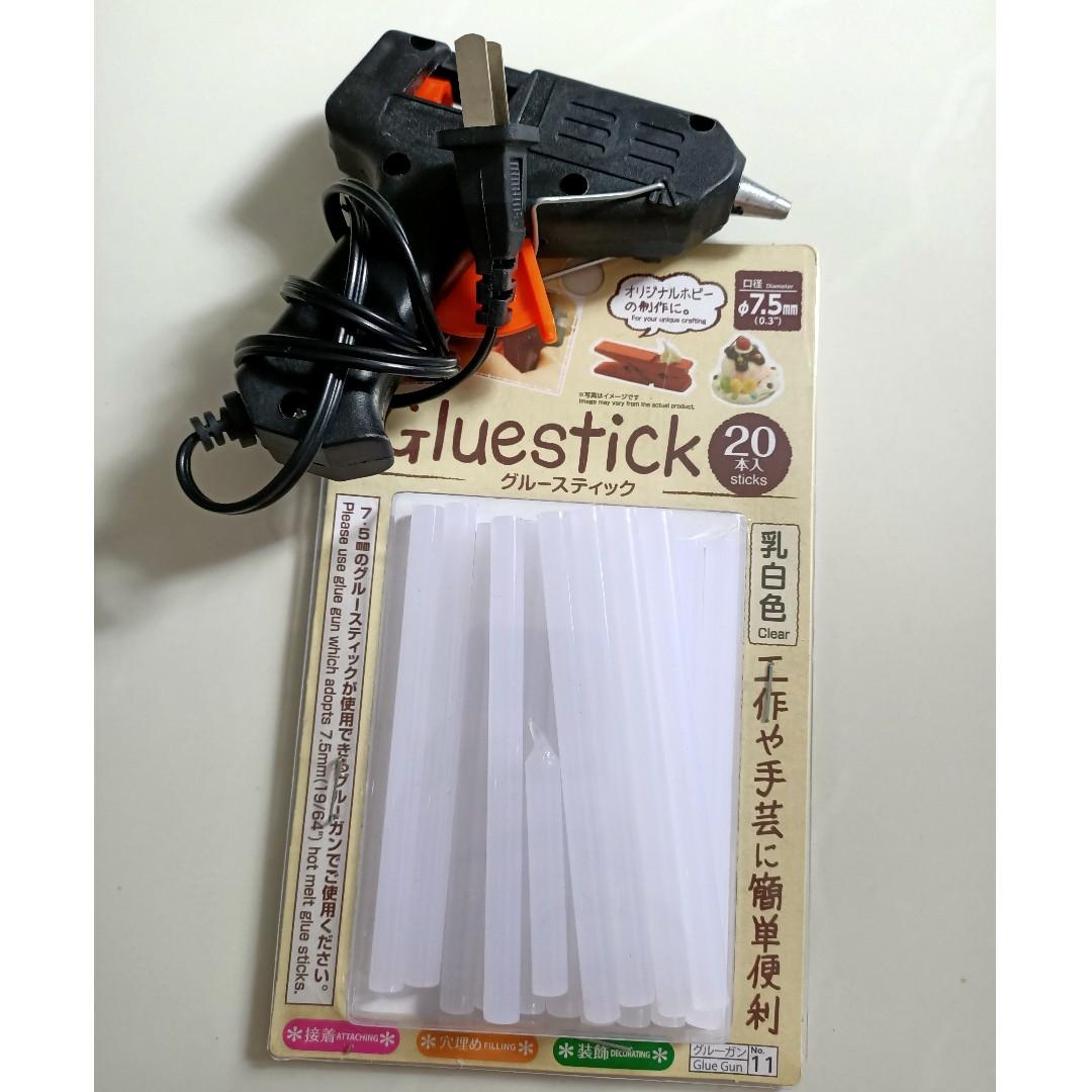 20W Glue gun and left over daiso glue stick 3 sgd