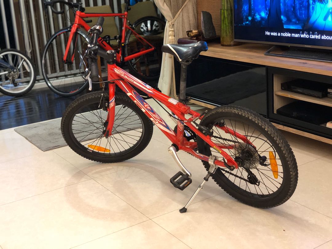 GT Aggressor 20 for Kids 125 135cm Sports Equipment Bicycles