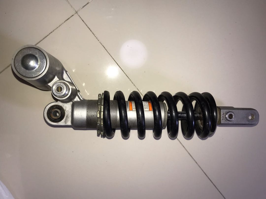 Hayabusa Gen 1 rear shock, fit Gen 2, Motorcycles, Motorcycle