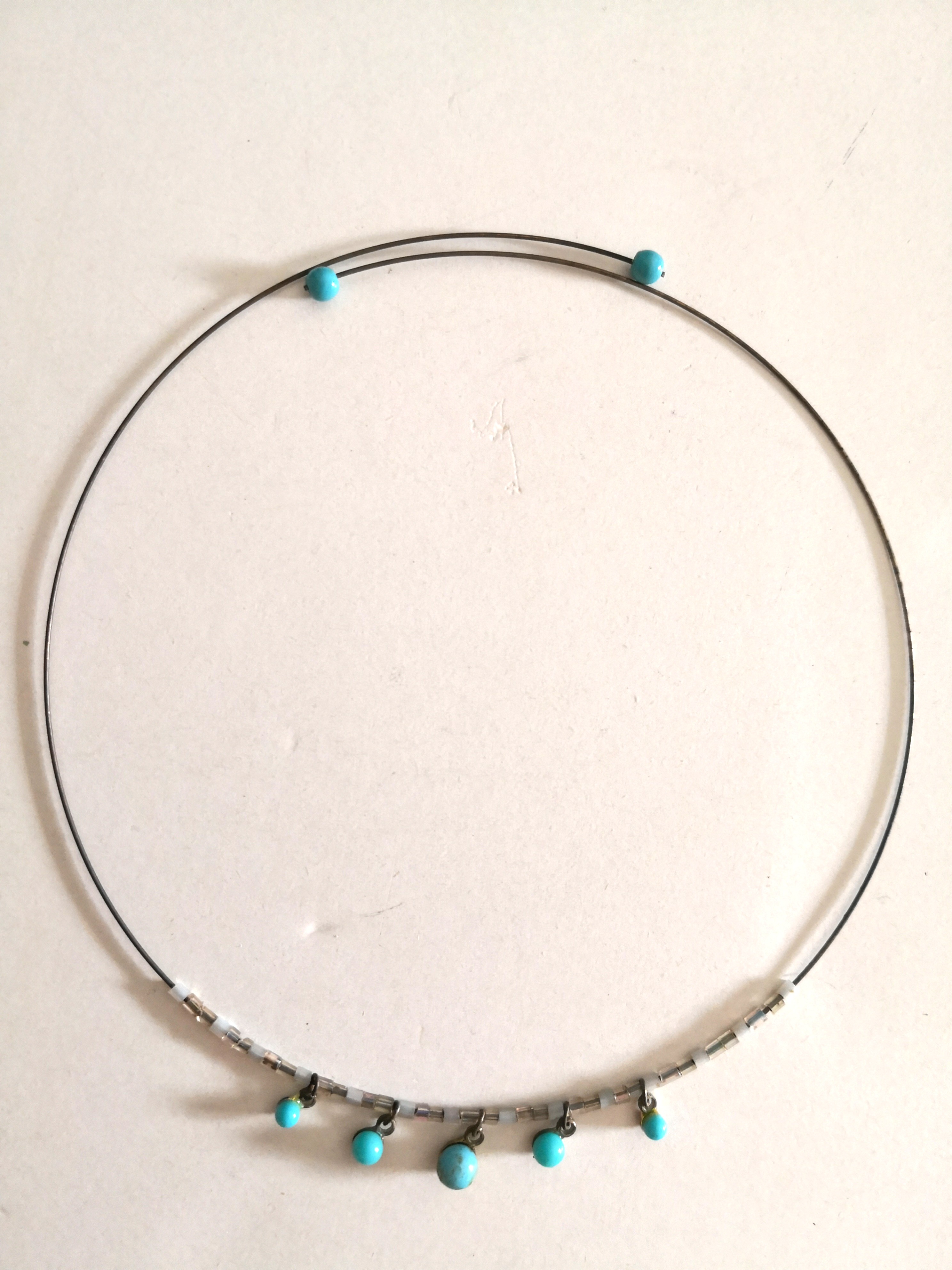 PRELOVED Women's Stiff Choker Collar Ring With Tiny Turquoise Blue Beads Fashion Pendant / Necklace - just like new condition