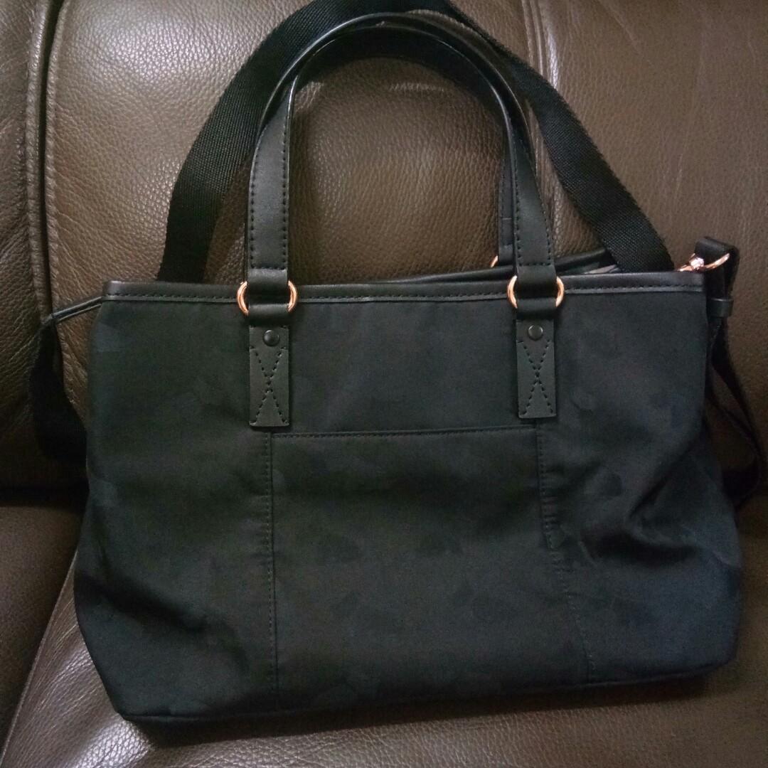 Radley signature bag 2019 hotsell