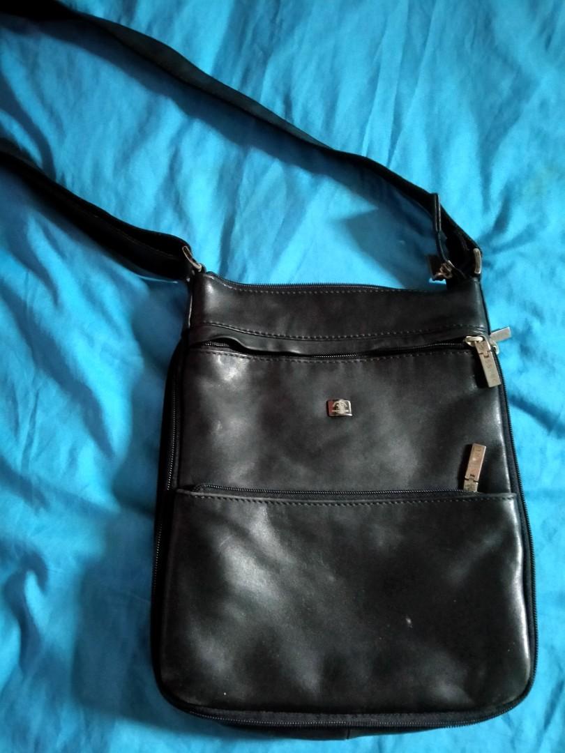 Santa barbara leather sling bag (Category: Sling Bags) located in Cavite. Submitted by crizza16 (Listing ID 264741464, Image 1). Description: .