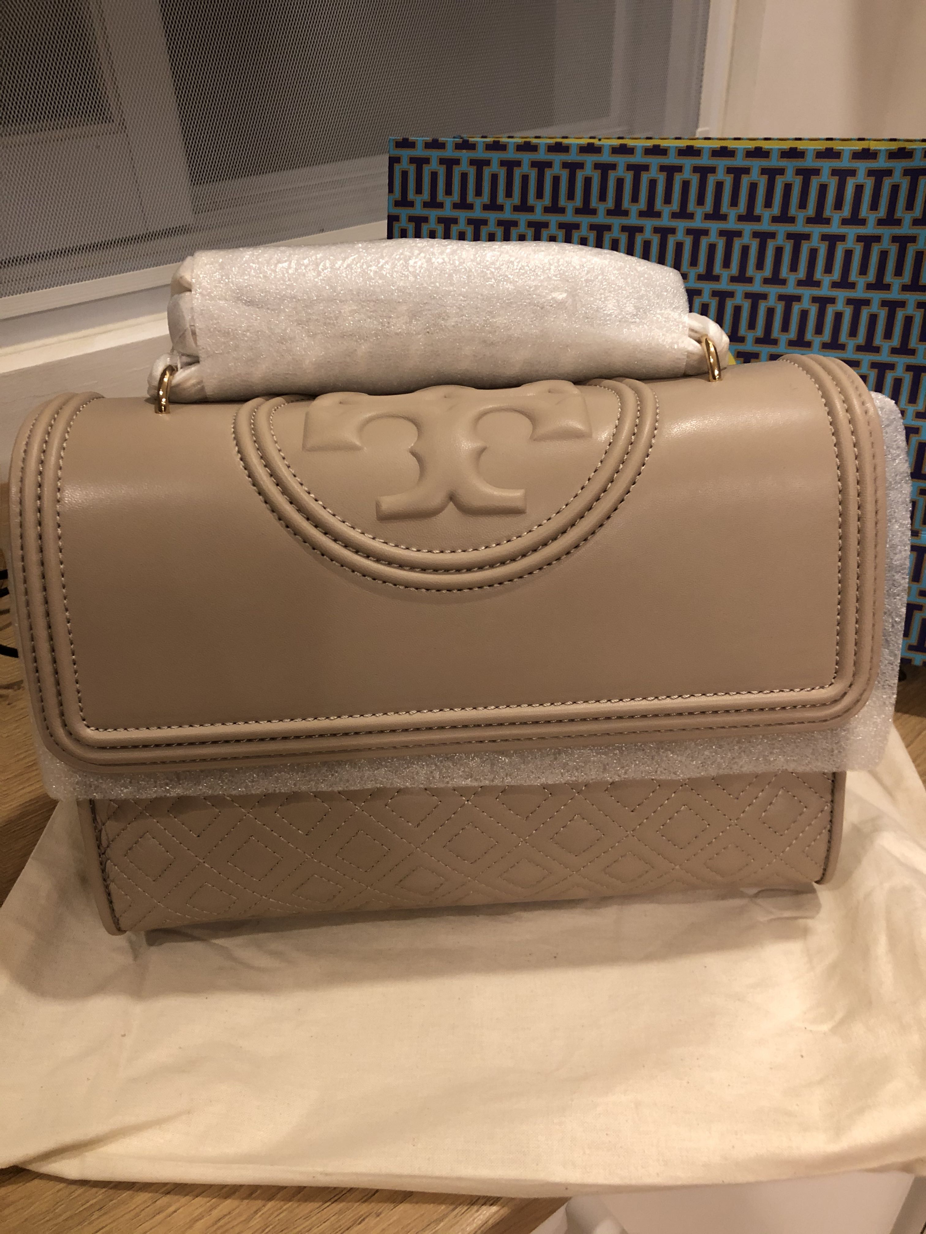 tory burch fleming light taupe