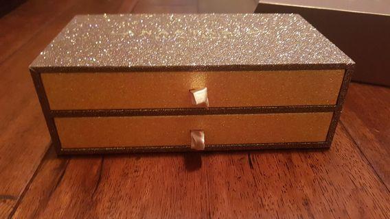 ABH BOX for Eyeshadow Palette Vault