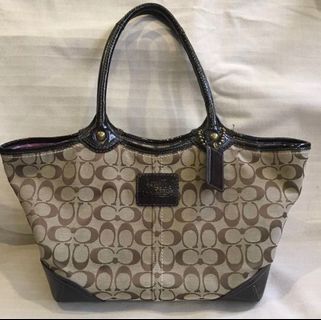 (Category: ) located in . Submitted by closet-cleanup (Listing ID 264967869, Image 1). Description: .