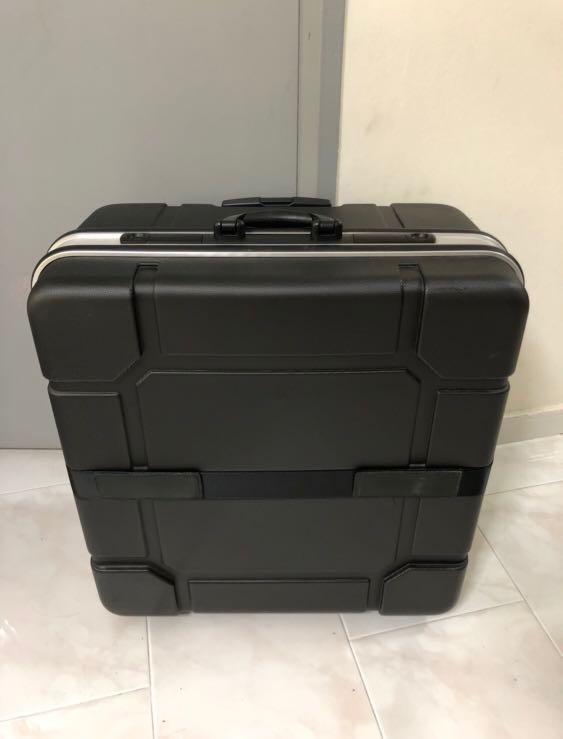 B&W brompton bike travel case, Sports Equipment, Bicycles & Parts