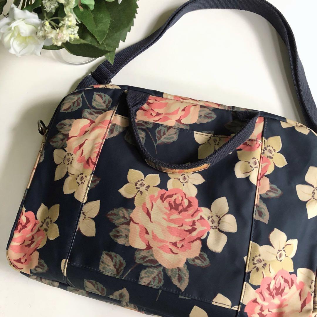 Cath Kidston Laptop Bag, Women's Fashion, Bags & Wallets, Purses & Pouches on Carousell
