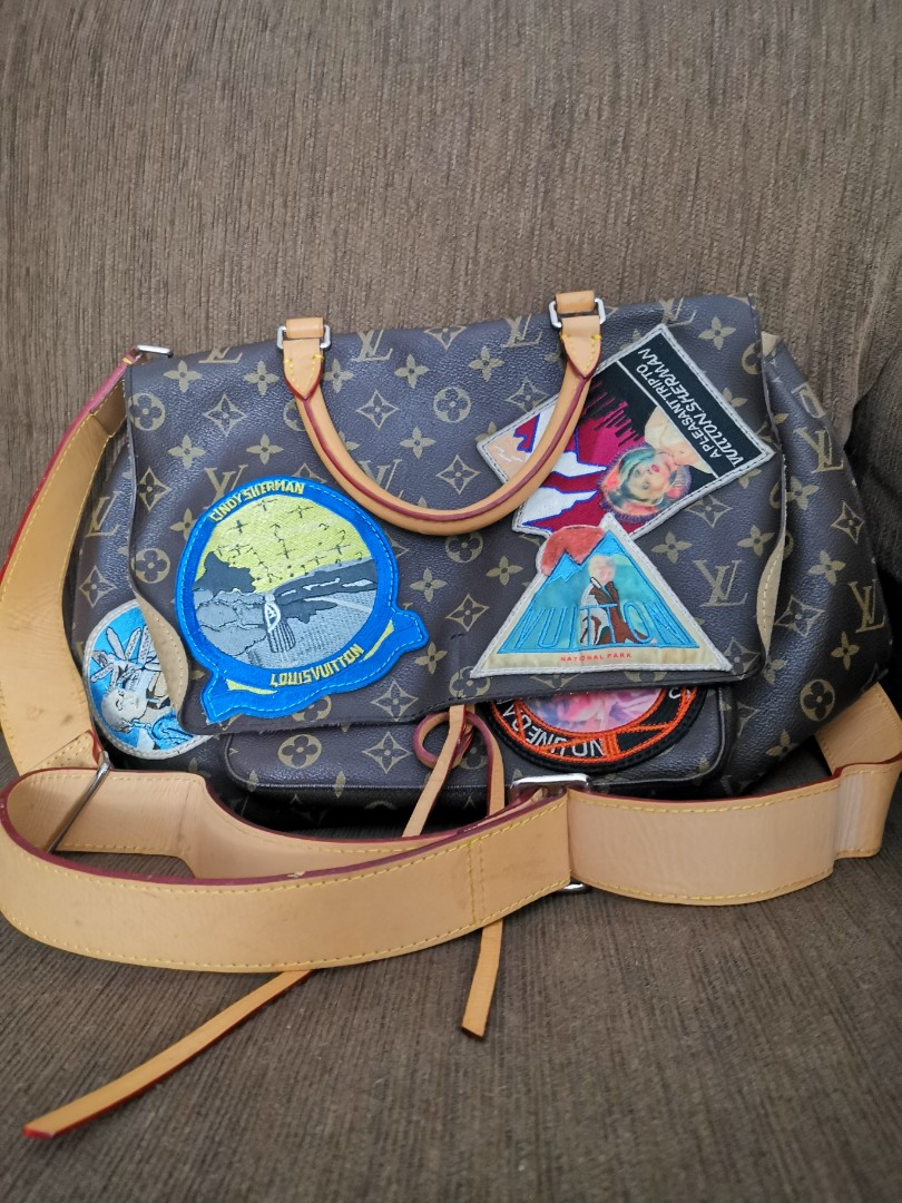 Louis Vuitton Cindy Sherman Camera Messenger Bag Patch Embellished Monogram  Canvas, Women's Fashion, Bags & Wallets, Purses & Pouches on Carousell
