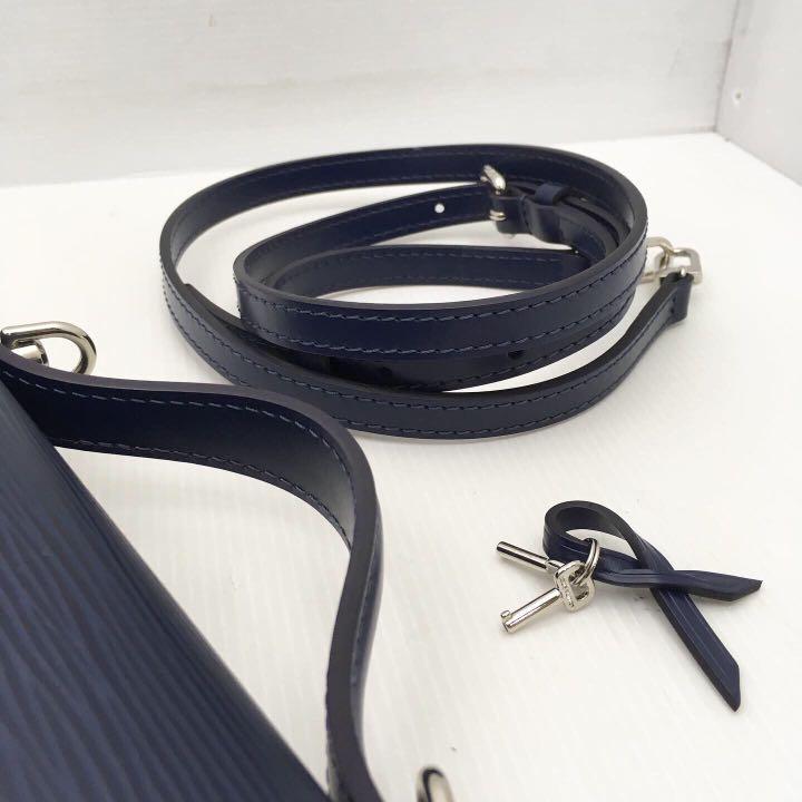 Louis Vuitton Indigo Blue M40785 Epi Leather Monceau BB Messenger Bag