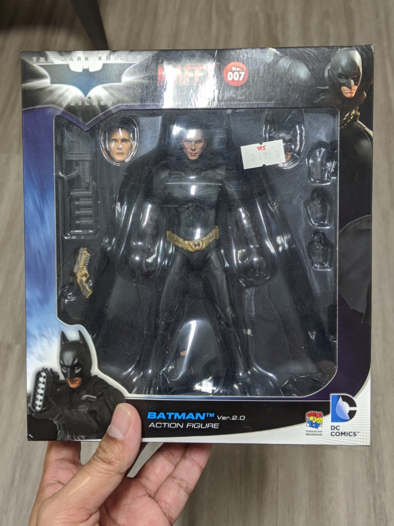 Mafex batman clearance 2.0