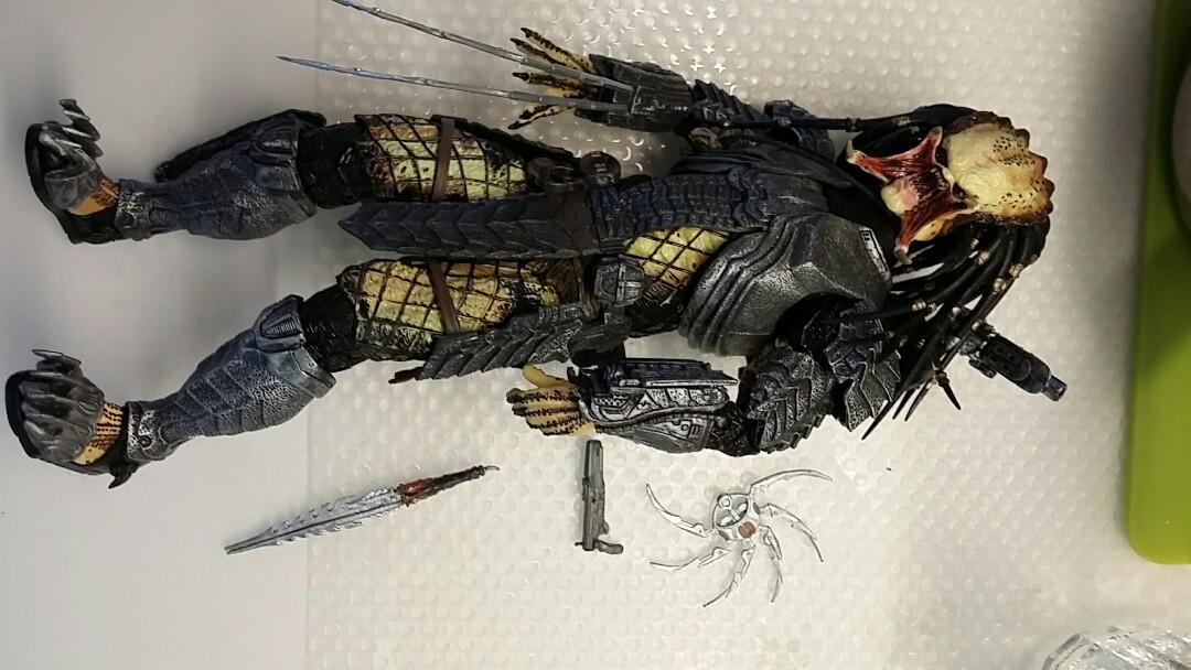 Neca unmasked top scar predator