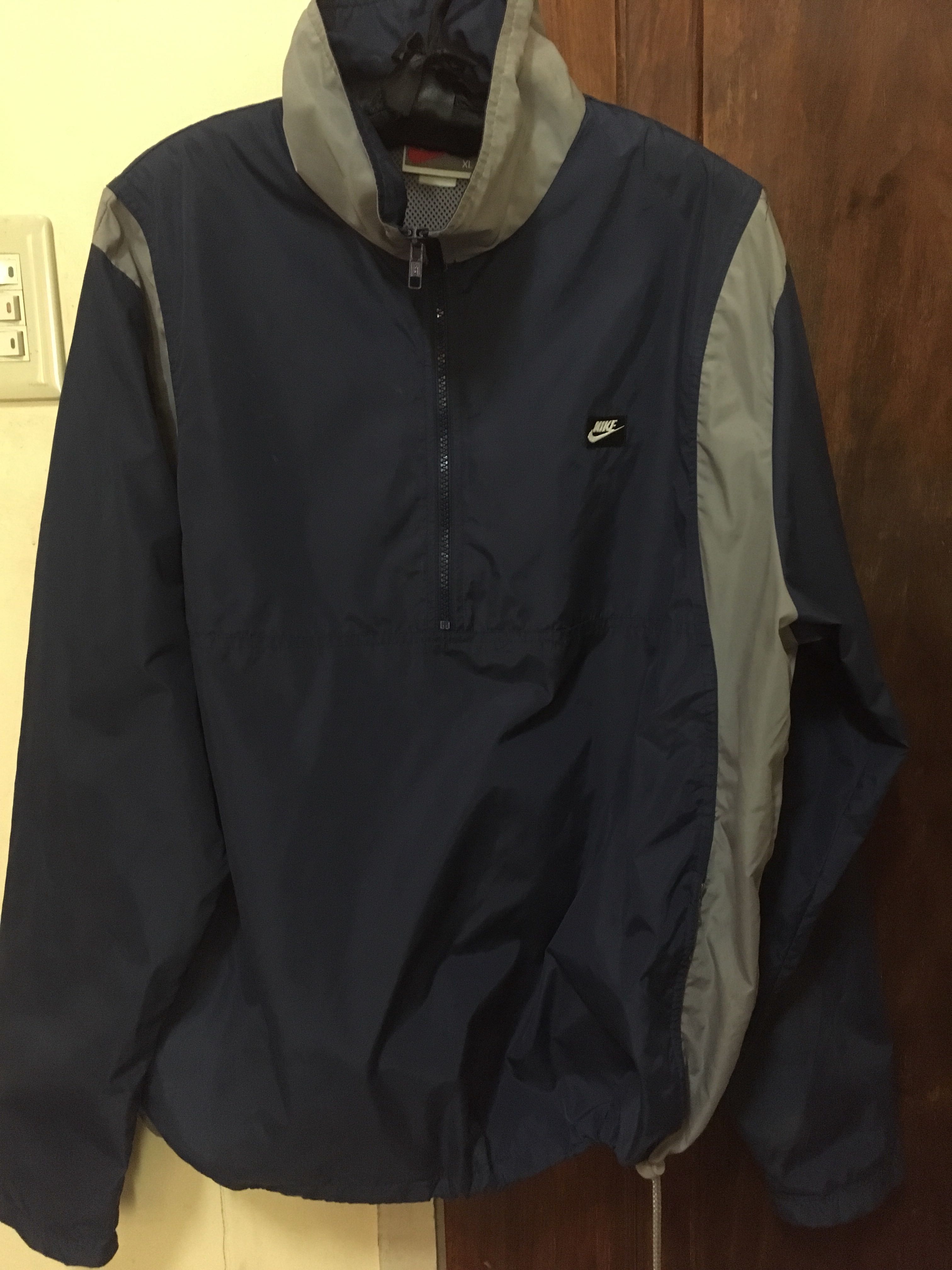 discount nike windbreaker