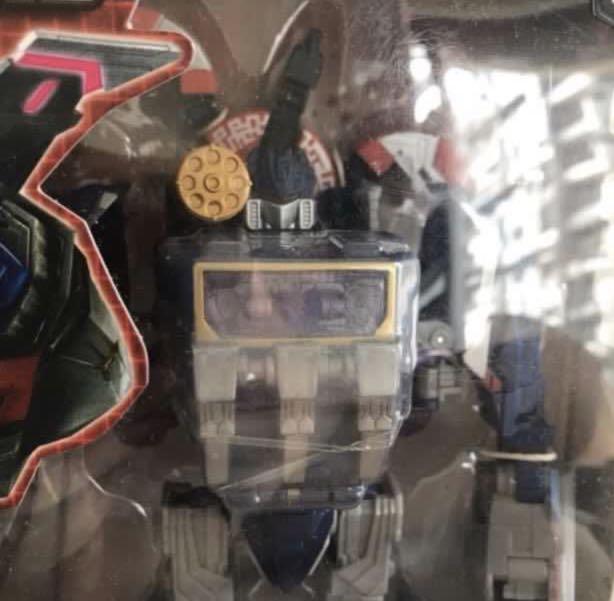 Reduced Price Brand New Transformers Sound Wave Fall Of Cybertron Toys Games Bricks Figurines On Carousell Purchased from the supply trader in the resistance camp after achieving 9s 's ending.