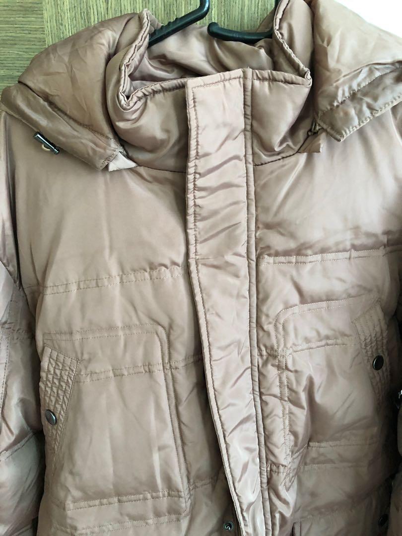Winter Down Jacket (Category: Coats, Jackets and Outerwear) located in Singapore. Submitted by aaronlim6 (Listing ID 264915902, Image 4). Description: 买了！没有出国！buy ! No going overseas .