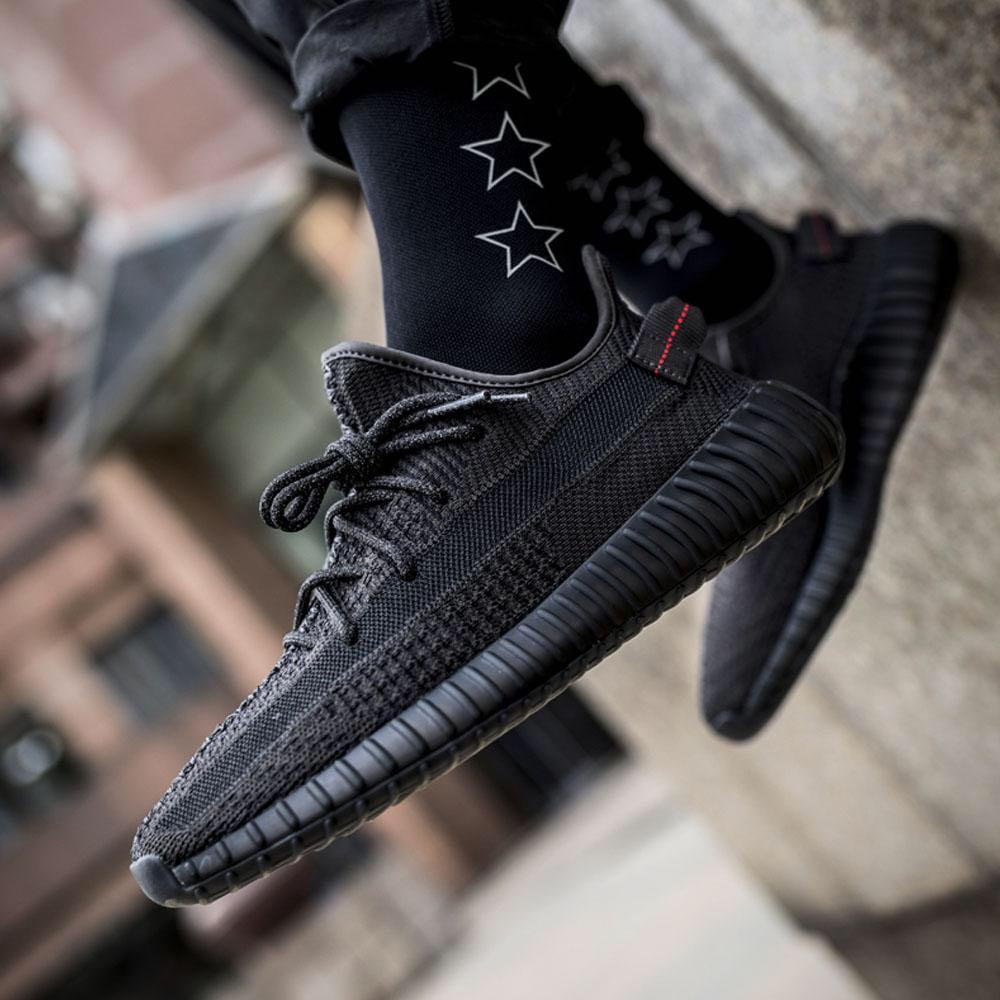 yeezy 350 black static