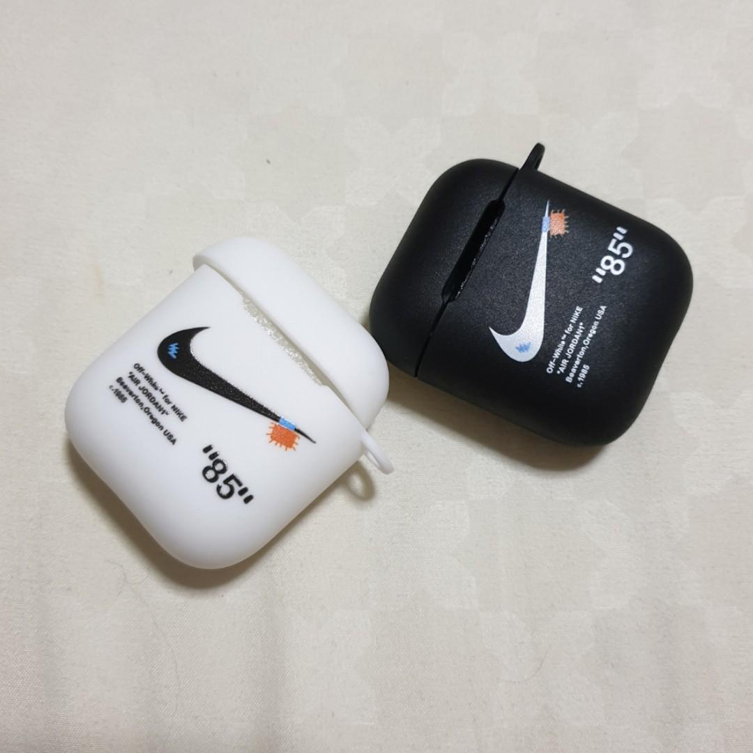 Larva del moscardón déficit capitán Airpods Case Nike x Off-White, Mobile Phones & Gadgets, Mobile & Gadget  Accessories, Cases & Sleeves on Carousell