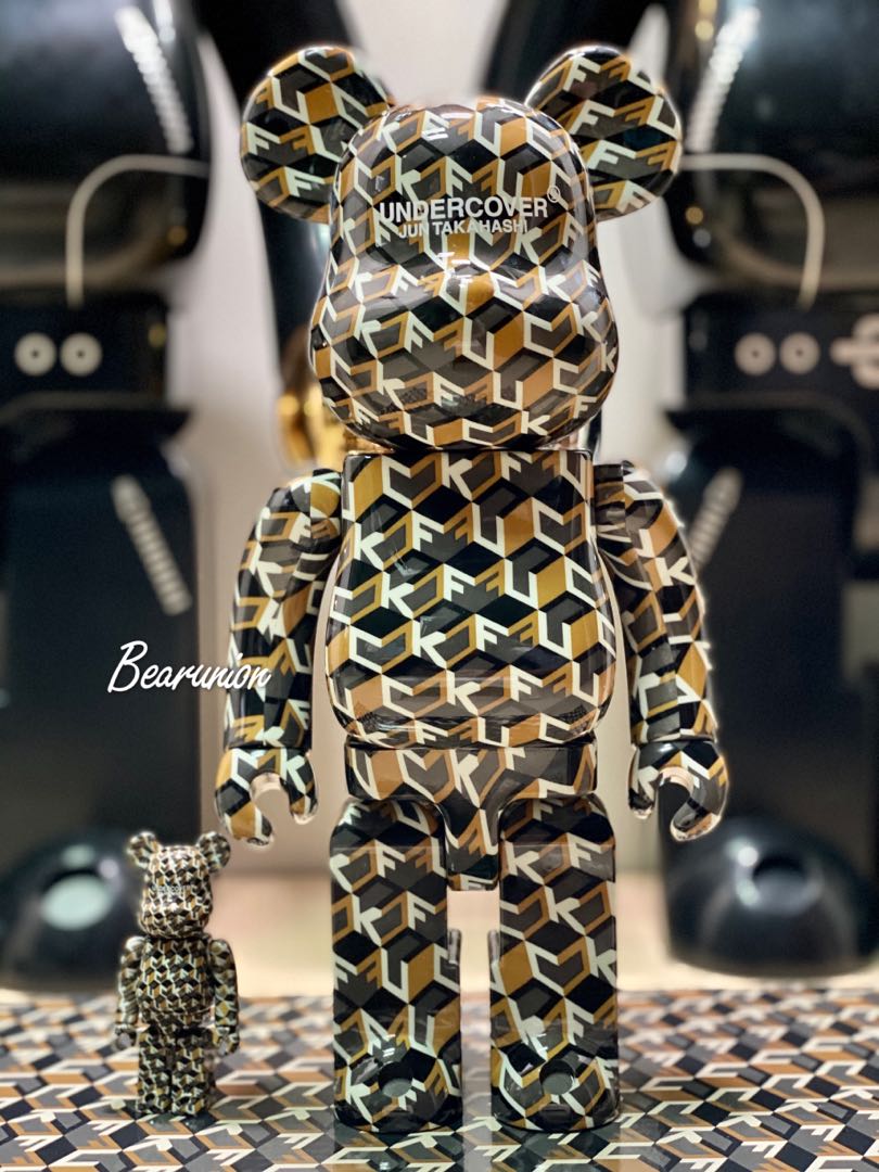 Bearbrick 400%+100% undercover fuck, 興趣及遊戲, 玩具& 遊戲類