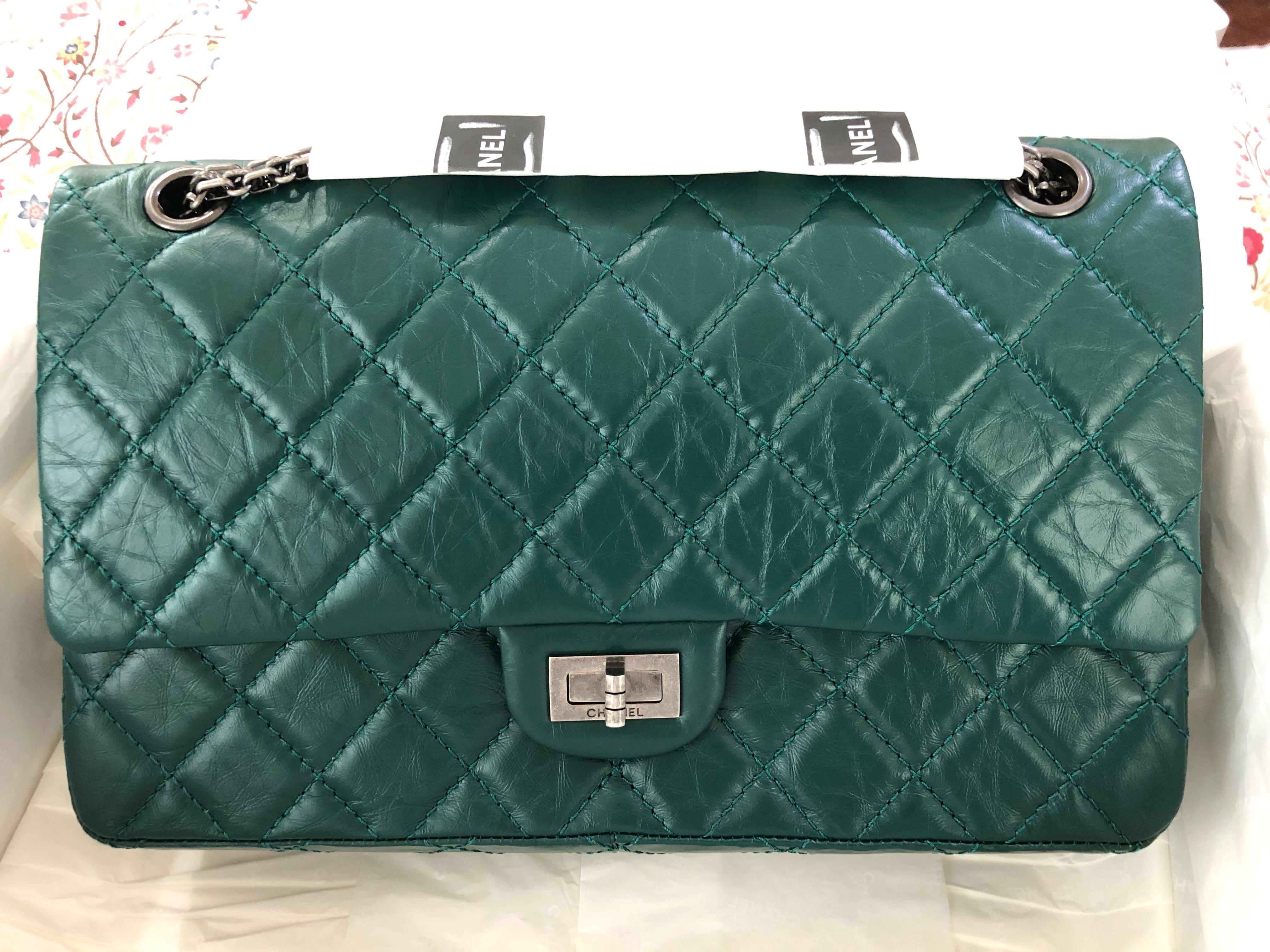 CHANEL  Reissue Classic Flap Bag (Medium) in Emerald Green, Luxury,  Bags & Wallets on Carousell