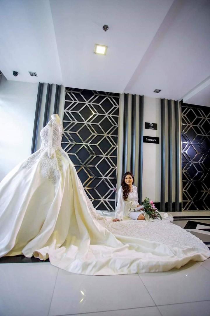 Jo rubio hotsell wedding gown price
