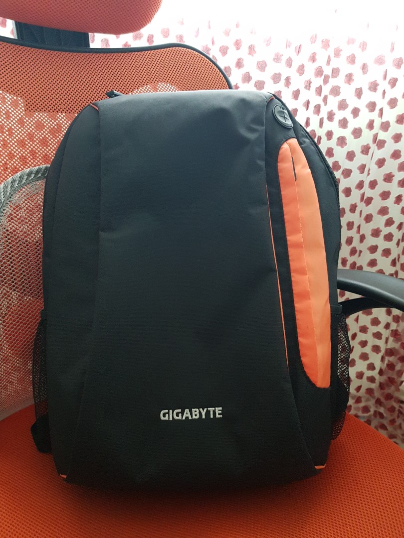 gigabyte backpack