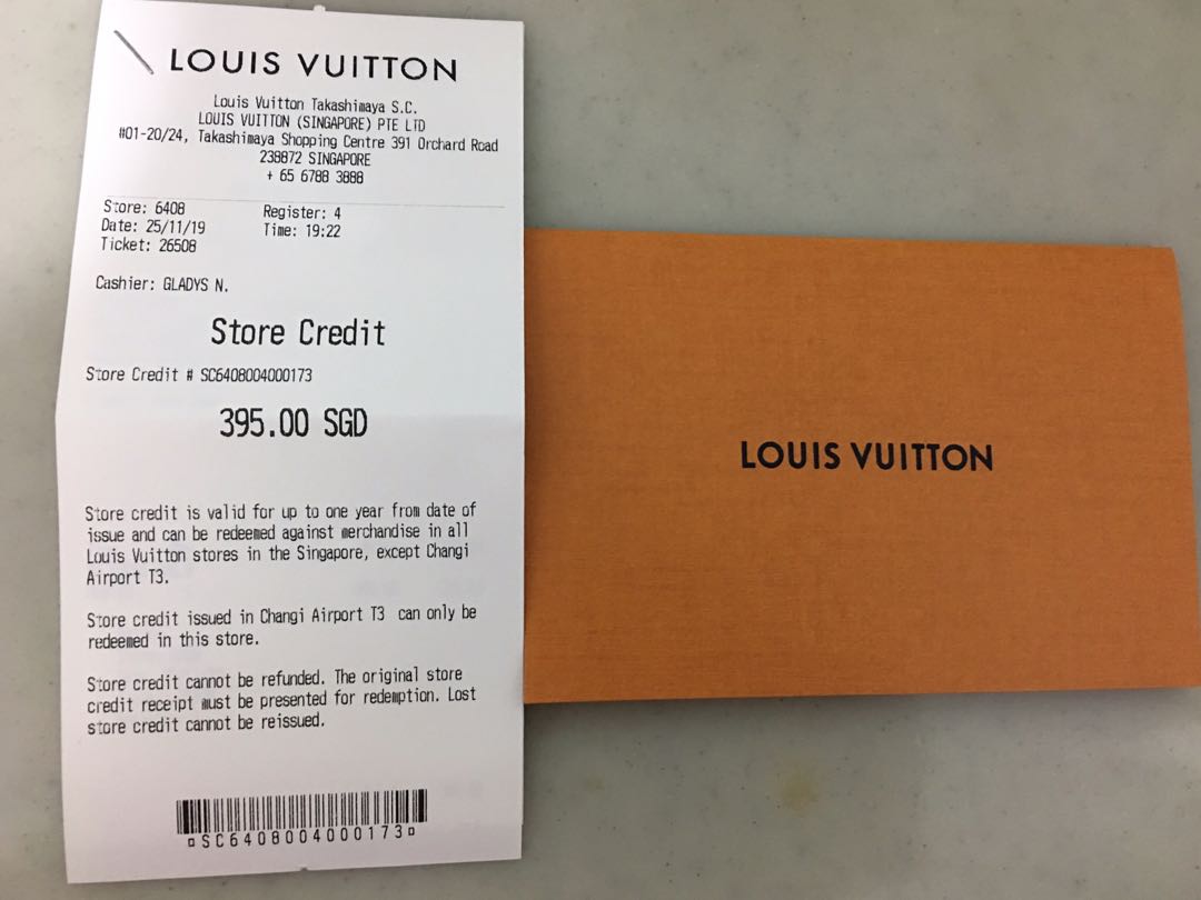 Louis Vuitton Store Credit.  Louis vuitton store, Louis vuitton, Vuitton