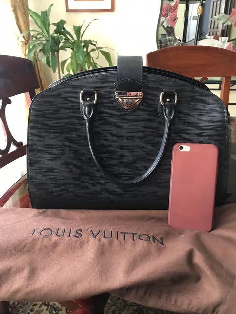 LV Epi Large Doctor's Bag, Luxury, Bags & Wallets on Carousell