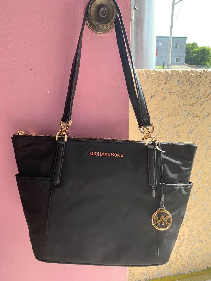 michael kors bedford tote black