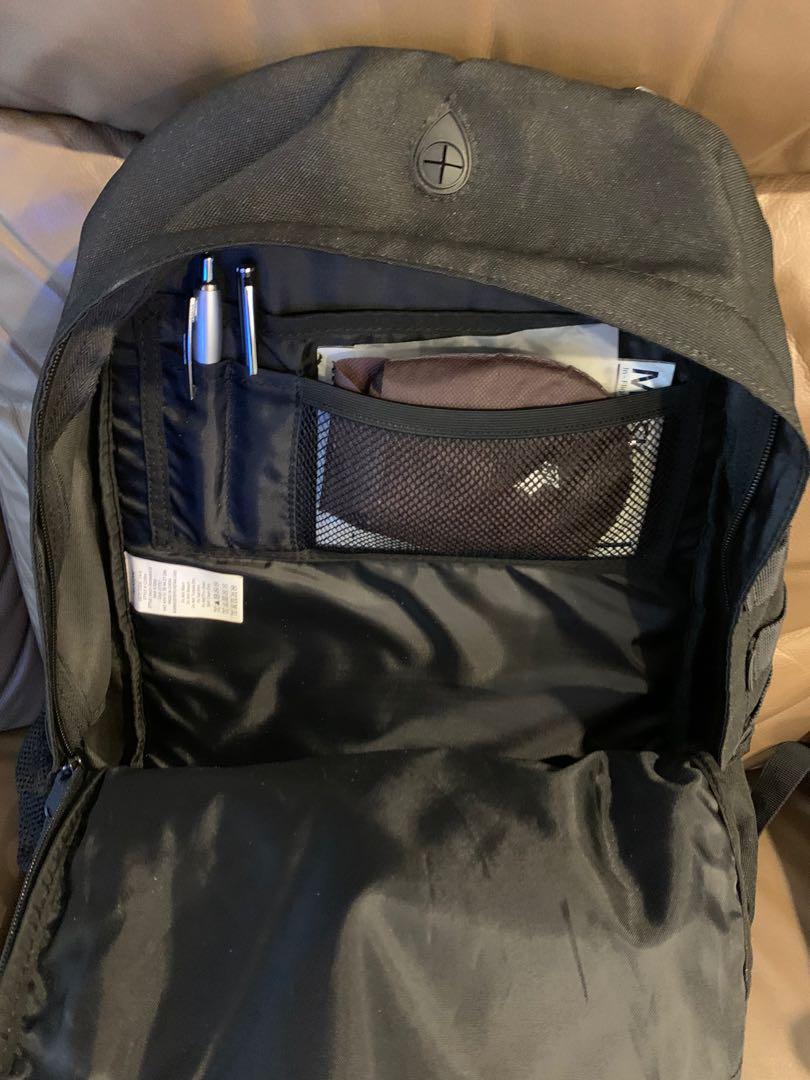 Nixon Smith II 21L Backpack, Men's Fashion, Bags, Backpacks on Carousell