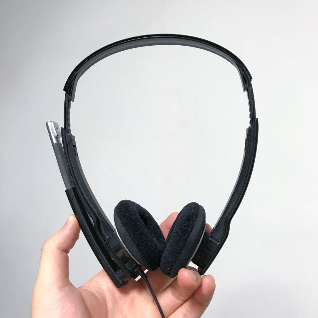 Plantronics Blackwire C220 M USB headset optimized for Microsoft