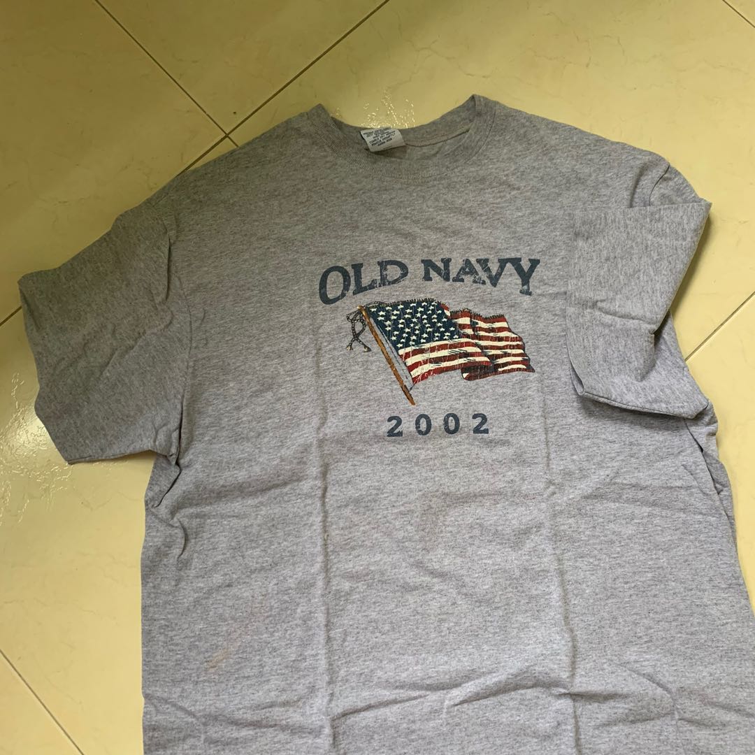 vintage old navy tee, Women's Fashion 