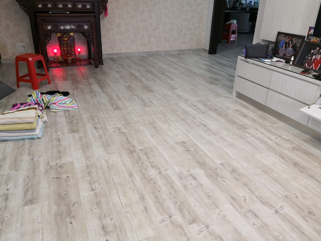 Vinyl Flooring Reveals 2020 Stock Services Home Services Renovations On Carousell
