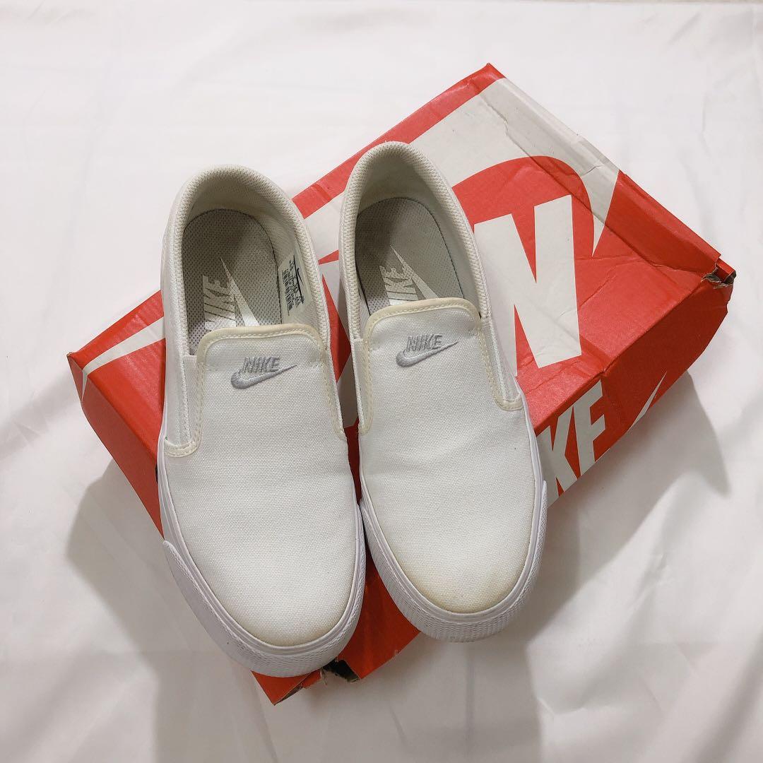 Womens nike toki shop