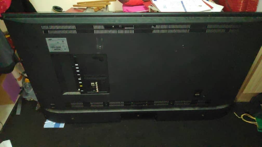 55" UHD 4K Flat Smart TV JU6400 Series 6, Electronics, TVs