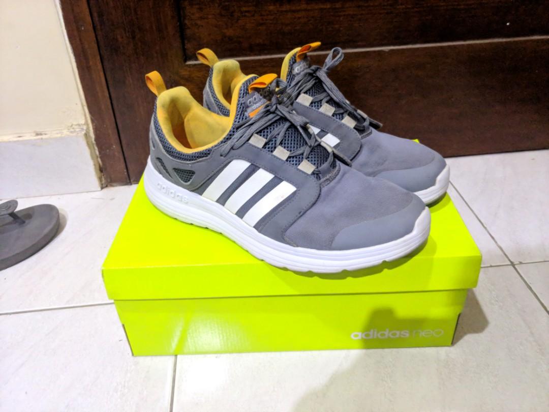 Adidas Neo Cloudfoam Sprint Size 43 1 3 Fesyen Pria Sepatu Sneakers di Carousell