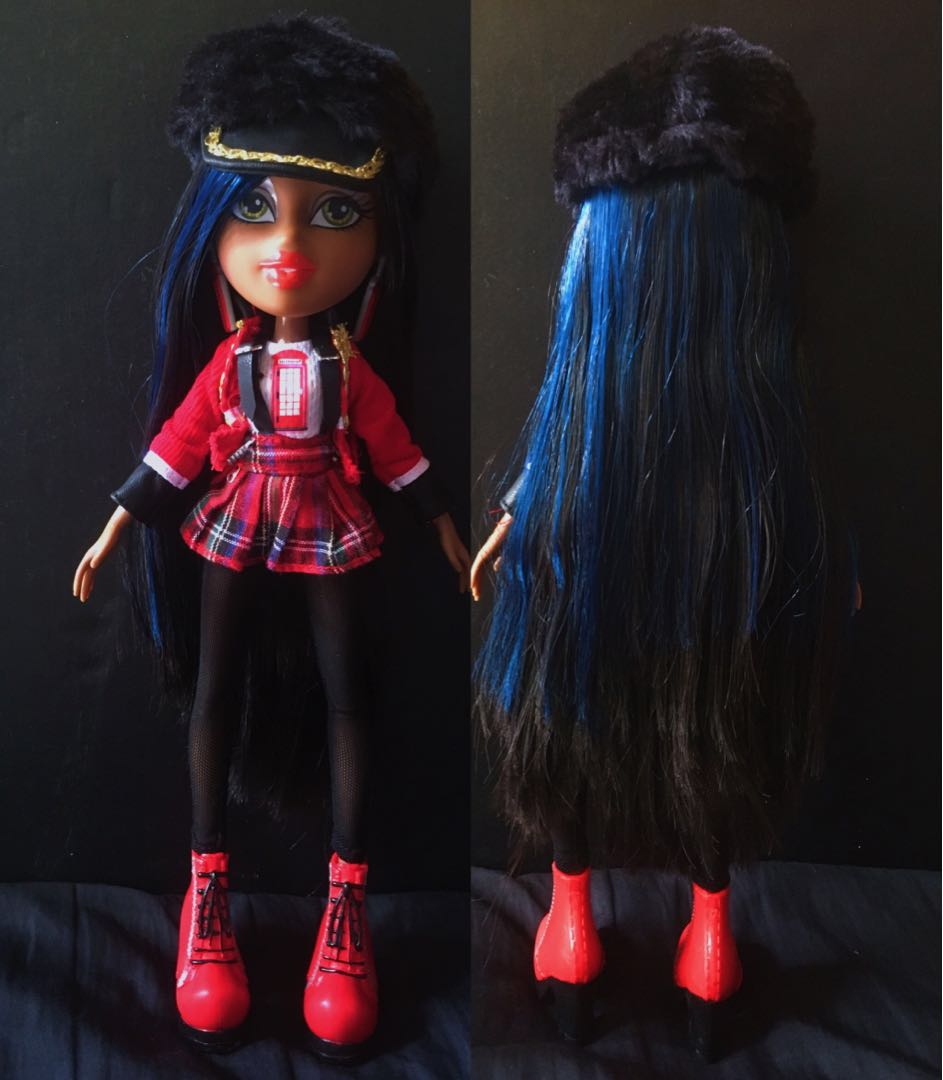 Bratz Sasha Study Abroad NEW in Box Free Shipping Dolls