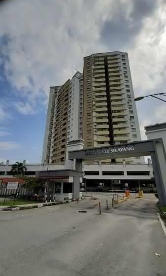 Condominium For Sale 3r2b 926 Sqft Endlot At Magnaville Selayang Selayang Selangor Property For Sale On Carousell