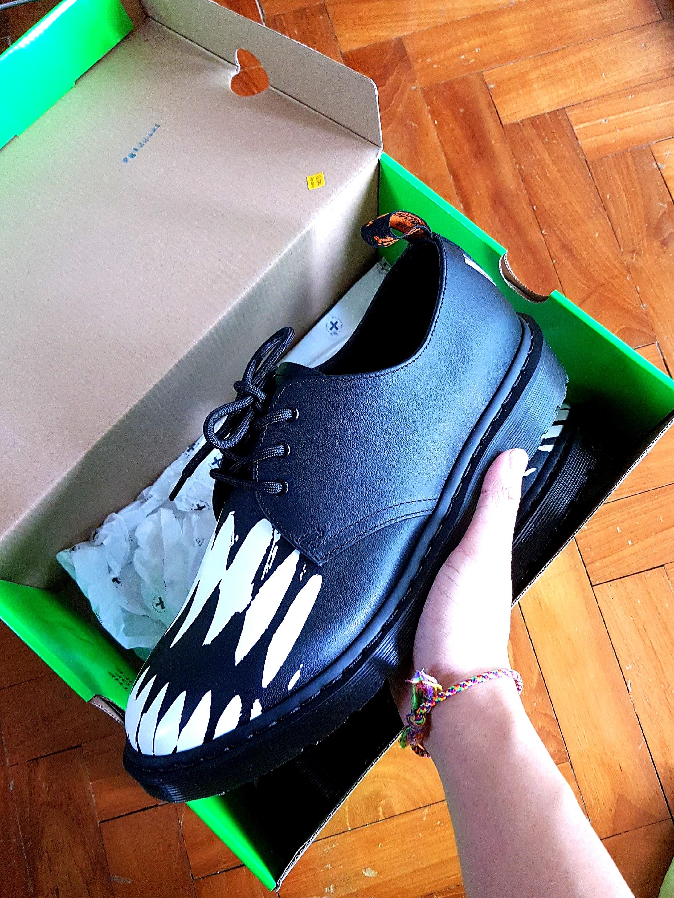dr martens 1461 teeth