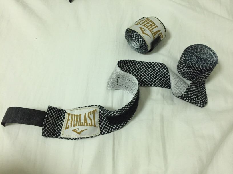 EVERLAST Boxing Wraps, Health & Nutrition, Braces, Support & Protection