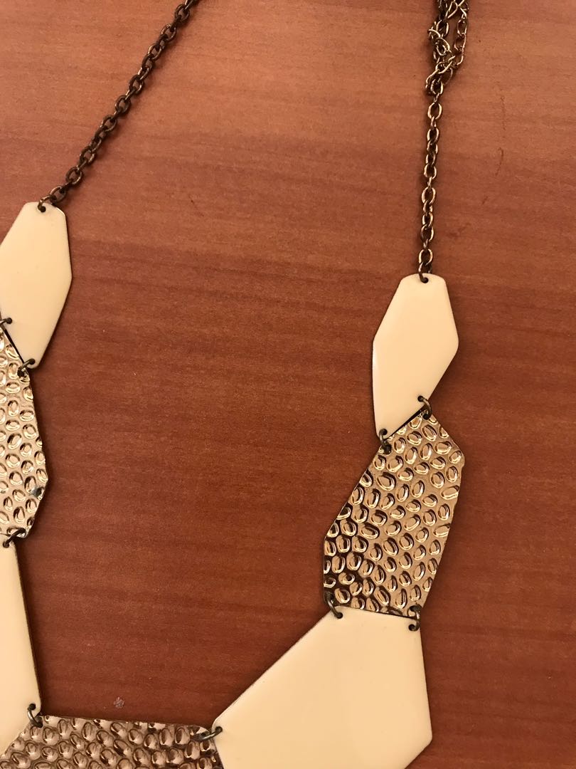 Gold statement jewellery best sale