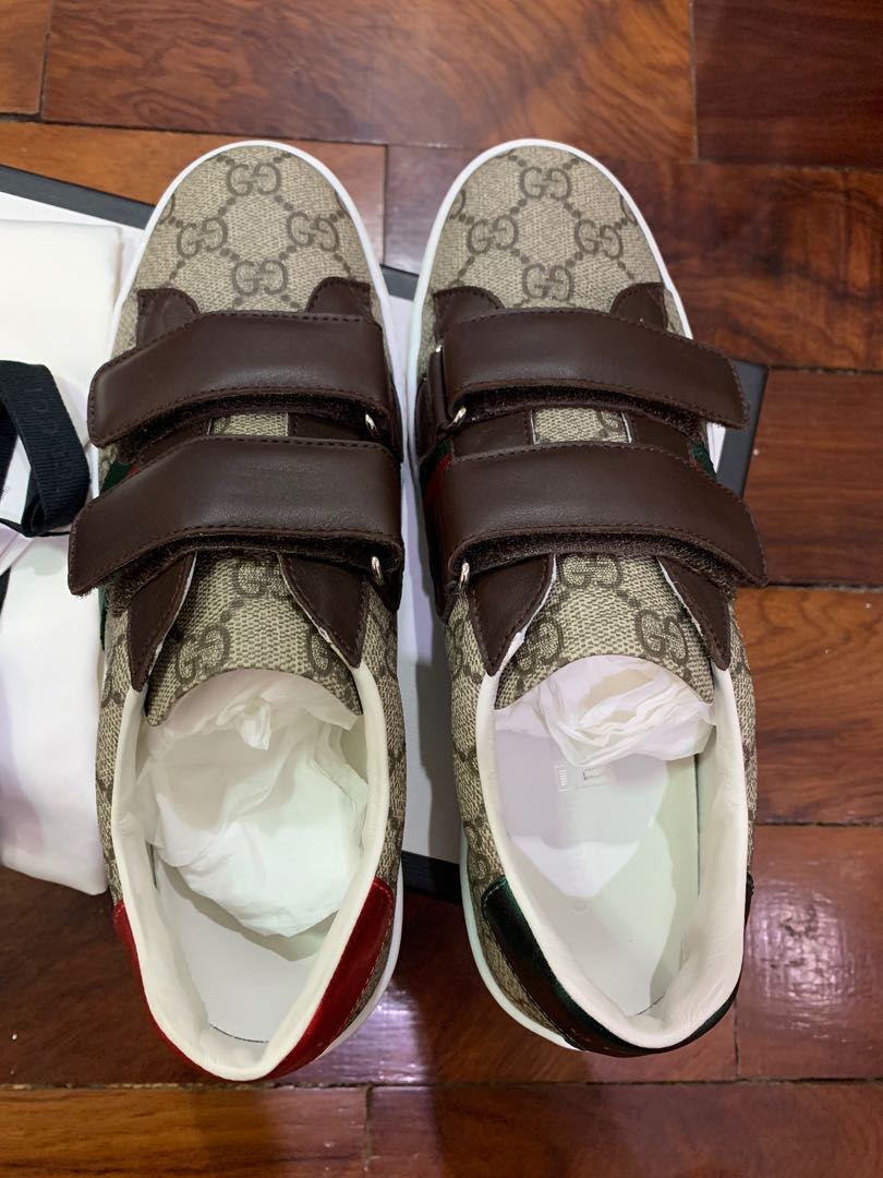strapon stan smith