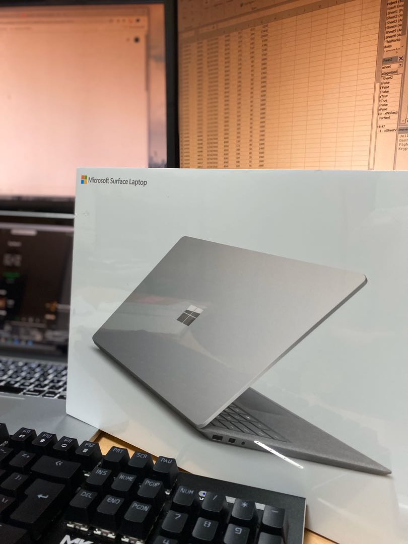 Microsoft Surface 2 $1,390, Electronics, Computers, Laptops on Carousell