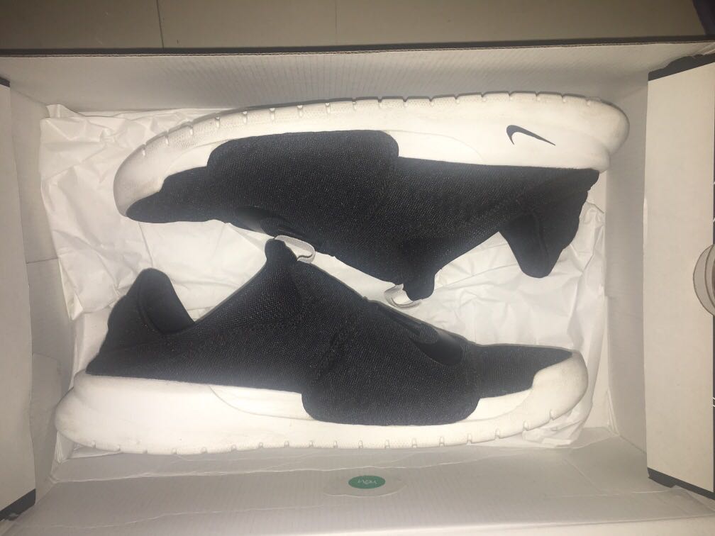 nike benassi slip on shoe